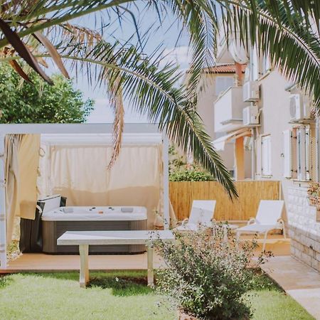 Apartman Hola Novigrad Istria Εξωτερικό φωτογραφία