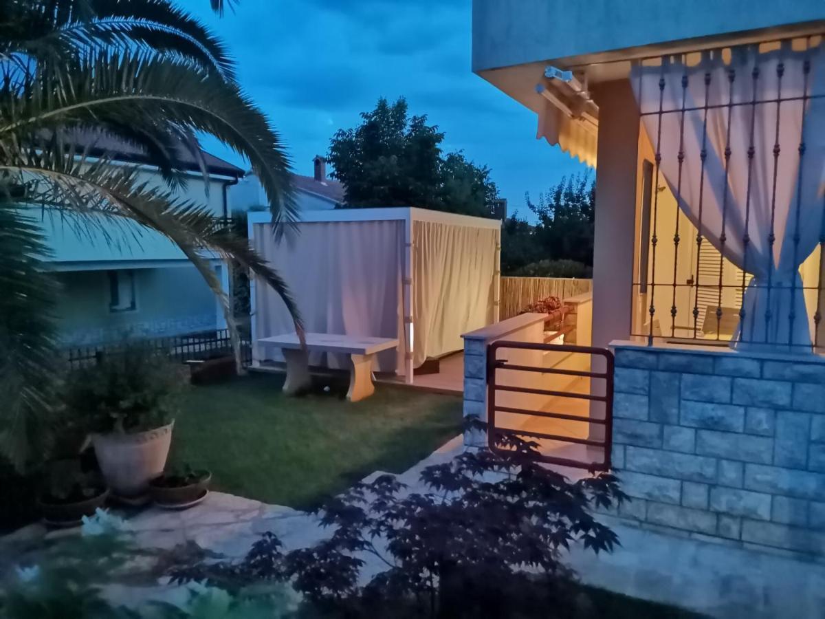 Apartman Hola Novigrad Istria Εξωτερικό φωτογραφία