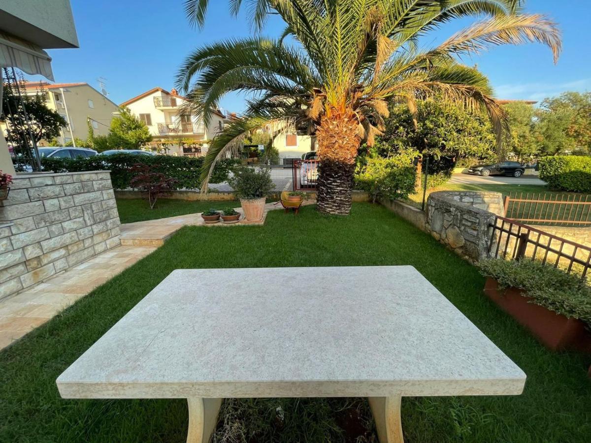 Apartman Hola Novigrad Istria Εξωτερικό φωτογραφία